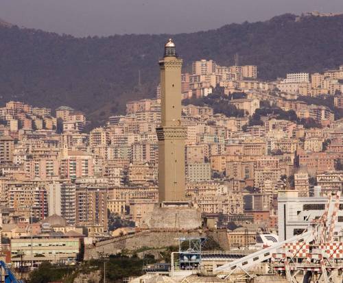 «Genova segua il modello della Scozia»