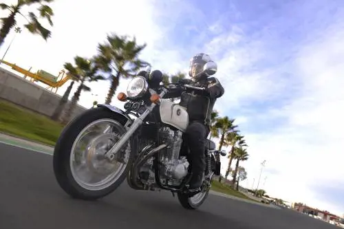 Prova Honda CB1100