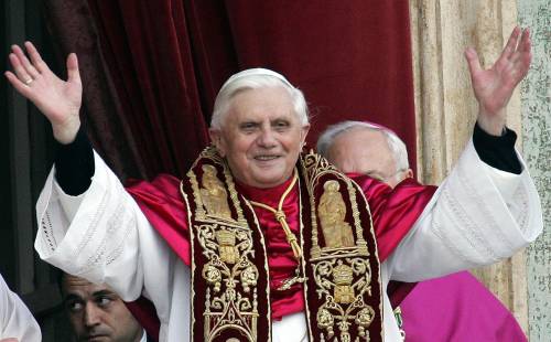 L'ultimo tweet di Papa Benedetto XVI