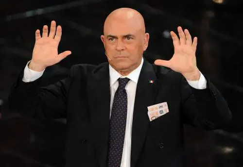 Retroscena / Fischi a Crozza. Gli autori: "Erano solo due...". Ma la polemica non si spegne
