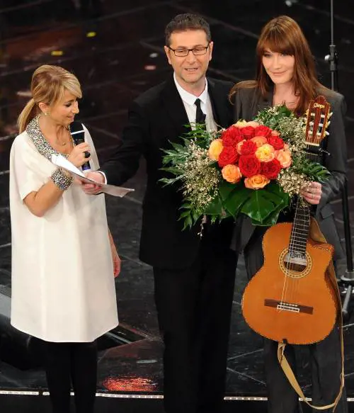 Sono solo canzonette Fazio risparmia a Carlà le domande su Battisti