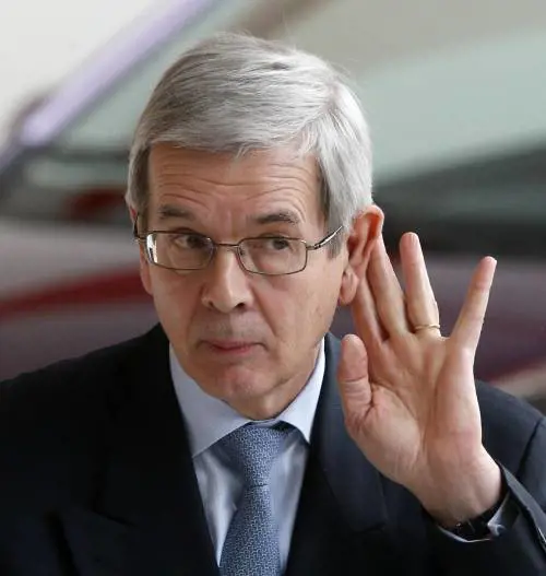 Peugeot, rosso da incubo: 5 miliardi