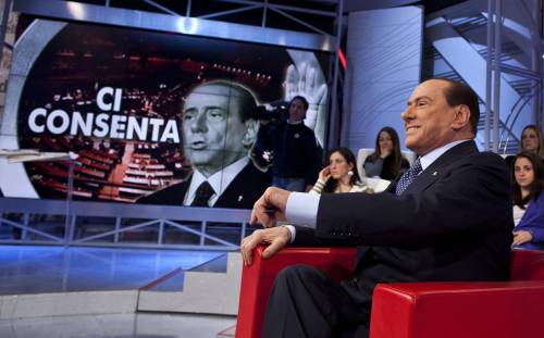 Silvio Berlusconi durante il programma televisivo Agorà su Rai3