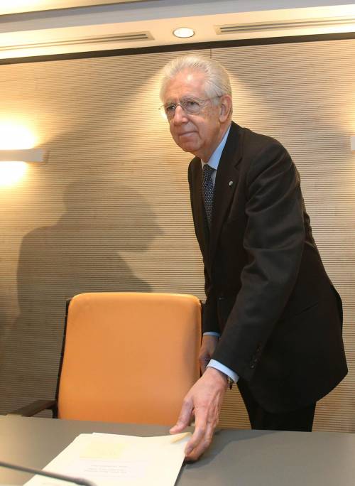 Monti all'attacco: "È tornata Tangentopoli"