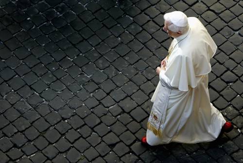 "La barca di Benedetto XVI come quella di Schettino"