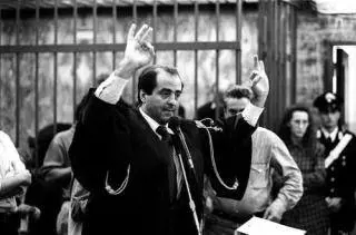 C'è chi pensa di guadagnare col ritorno di Tangentopoli