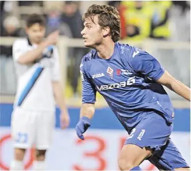 Dai golden boy viola lezione al baby tecnico 