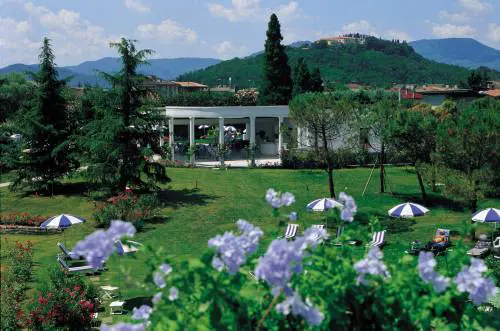 Benessere, relax, cultura, golf, bridge e incontri con tutti i vostri giornalisti ad Abano Terme (Padova)