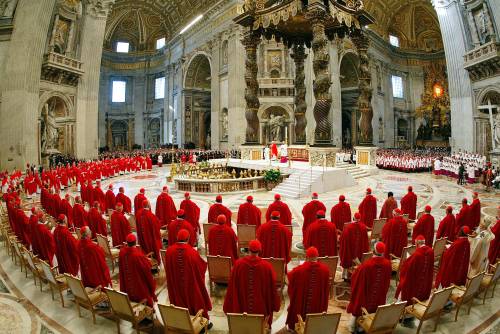 "Basta con la fuga di notizie" Zittiti i cardinali americani