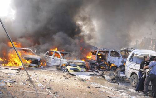 Siria, autobomba a Damasco: decine di vittime