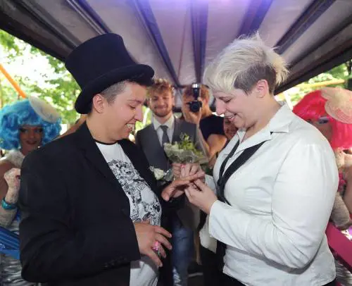 Bologna si candida a paradiso dei gay