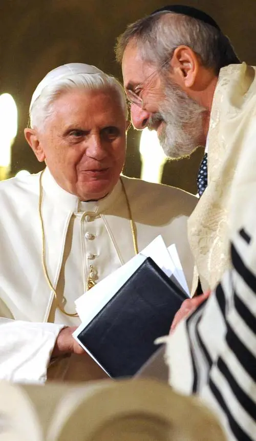 "Quel Pontefice poco mediatico che ha parlato chiaro agli ebrei"