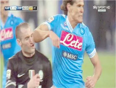 La partita dei Santi diventa la sfida dei colpi proibiti 