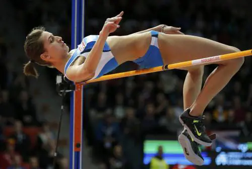 Il salto in alto di Alessia  scrive un romanzo olimpico