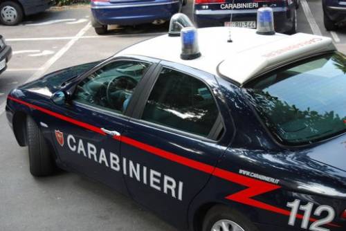 Conflitto a fuoco con carabinieri, morto rapinatore a Caserta