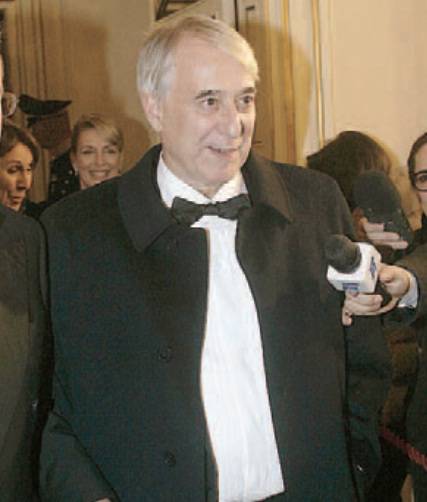 Pisapia taglia pure i vigili «Meno ghisa per strada»