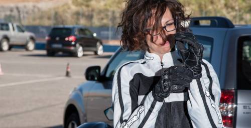 Donne in moto? In pista dopo sole quattro ore