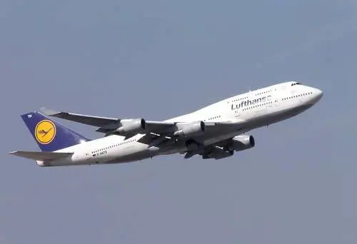 Allarme bomba a Belgrado: evacuato aereo della Lufthansa
