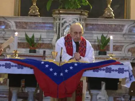 Anche Don Gallo esalta Chavez: "Fu un grande statista"