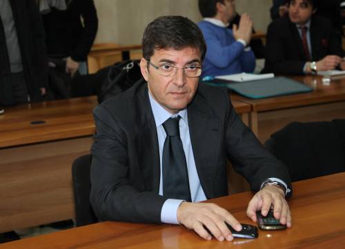 Nicola Cosentino dovrebbe costituirsi venerdì