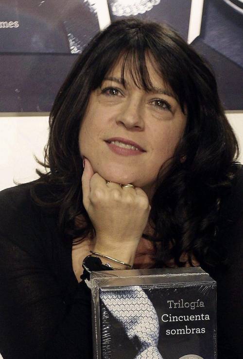 E. L. James s'inventa le sfumature di bianco