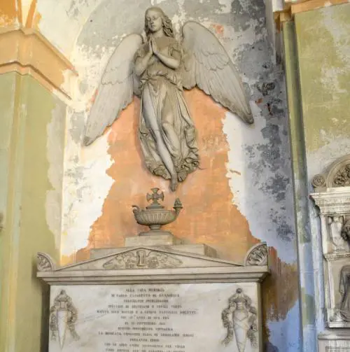 Staglieno, crociata per il decoro
