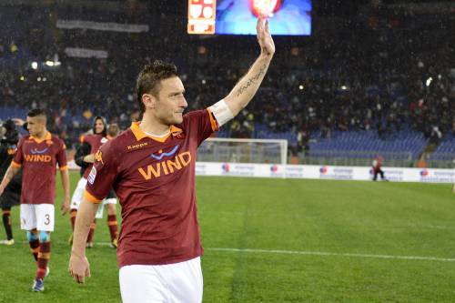 Totti «convince» Prandelli a suon di gol. «Se continua così lo porto ai Mondiali 2014»