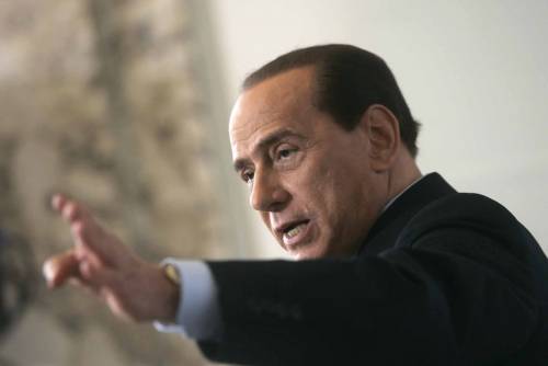 Berlusconi: "Disponibilità per governo con il Pd"