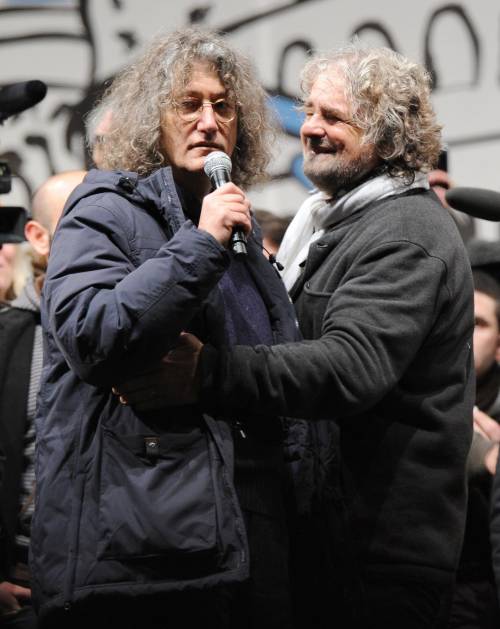 Beppe Grillo, leader del Movimento 5 Stelle, con Gianroberto Casaleggio