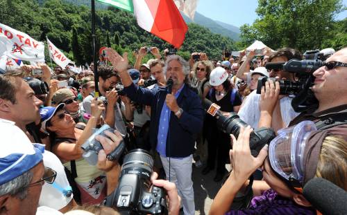 Beppe Grillo durante il corteo No Tav a Chiomonte