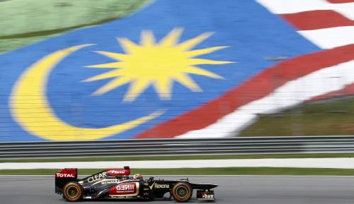 Gp della Malesia: vola Raikkonen, Massa fa l'Alonso