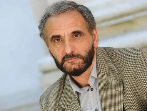 «Libroidi, editoria e premi Com'è depressa la letteratura»