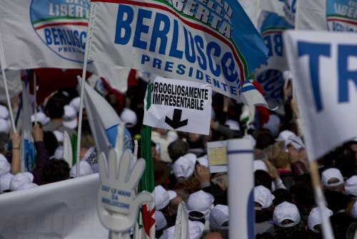 Il grido dell'onda azzurra: "Subito al voto e vinciamo"