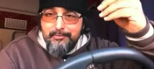 Nik il nero, camionista e vice consulente alla comunicazione del M5S