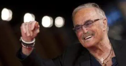 Il Festival della nostalgia si dimentica solo Califano
