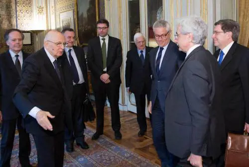 Napolitano mette i paletti ai saggi: al lavoro per 8-10 giorni