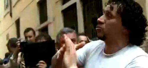 Deputati grillini contestati
