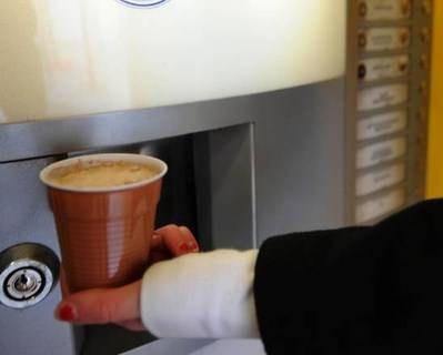 Caffè più caro di 5 centesimi: rivolta dipendenti del Comune di Milano