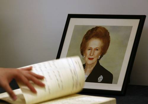 Thatcher, funerale il 17 aprile. Ci sarà anche la Regina