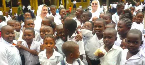 Meno poveri e più istruiti grazie ai soldi dell'Occidente