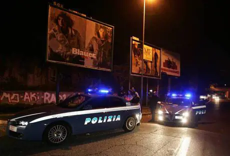 Orrore a Novara: neonato trovato morto tra i rifiuti