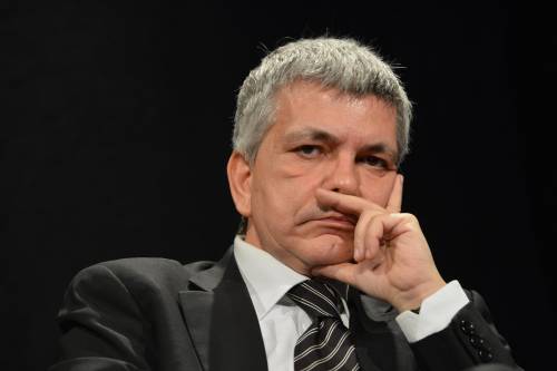 Vendola: "Berlusconi è il cancro"