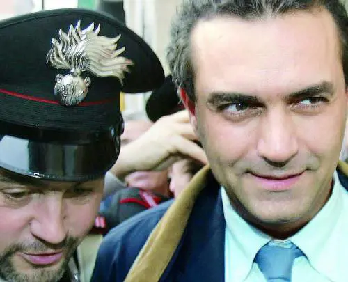 "Vittima" di De Magistris, ex giudice si toglie la vita