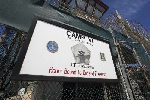 Guantanamo, scontri tra agenti e detenuti