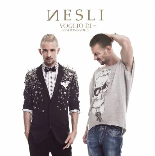 Intervista a Nesli: "Scrivo poesie per il pop (e ci trovo mio fratello)"