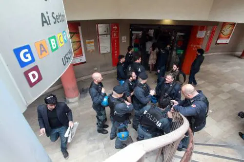 La protesta all'Ospedale San Raffaele