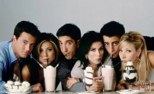 Riapre il Central Perk?  Fan in agitazione  per il ritorno di Friends