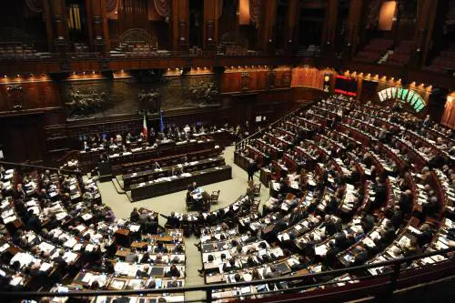 Femminicidio, la Camera approva il decreto