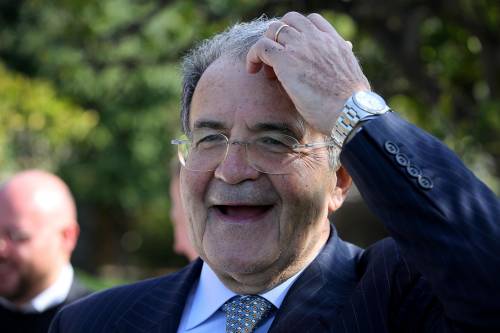 Il Pd silura Marini (e Bersani): torna l'incubo Prodi