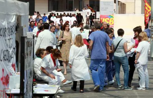 San Raffaele: sindacati scatenati, prefetto in campo
